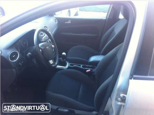 Ford Focus 1.6 TDCi Carro/Carrinha 2005 para peças - 4