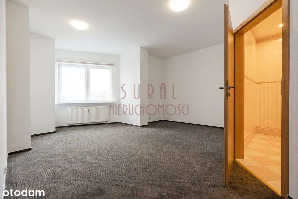 Różana / balkon / winda / garaż-4