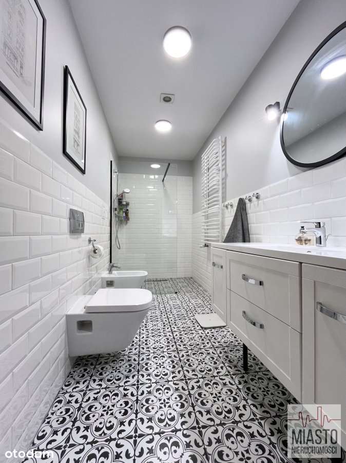 I piętro - 4 pokoje  -2 balkony-10