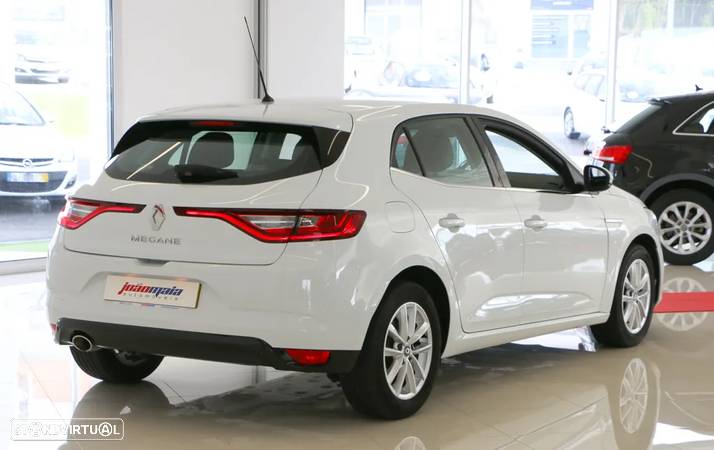 Renault Mégane 1.5 dCi Zen - 2