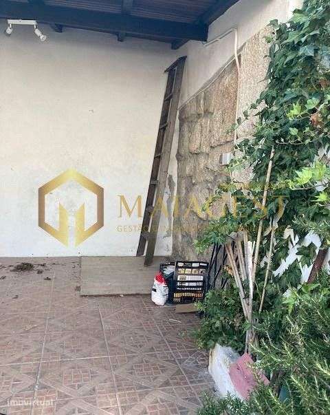 Moradia V1 recuperada junto a estação de metro - Grande imagem: 2/11