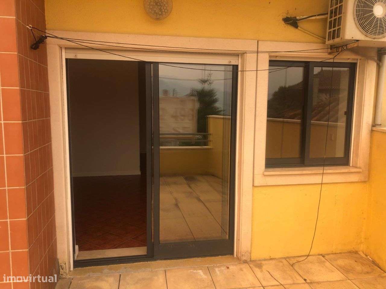 Excelente T3 centro da Régua com 2  terraços e box-18