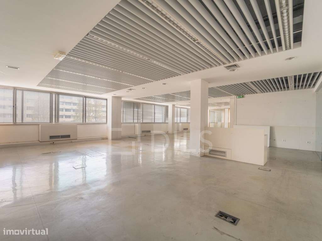 Escritório para arrendar, na Avenida da Boavista, Porto - Grande imagem: 4/30