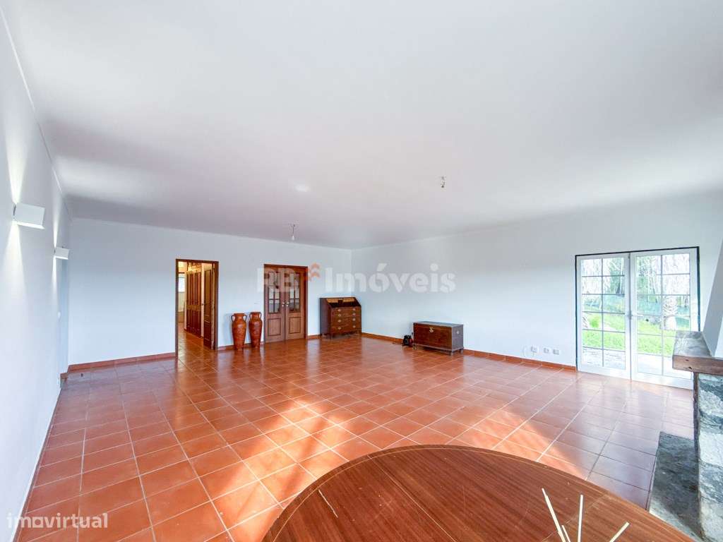 Moradia T3, c/ Jardim, Garagem e Zona de Estar Exterior - Castelo d...-14