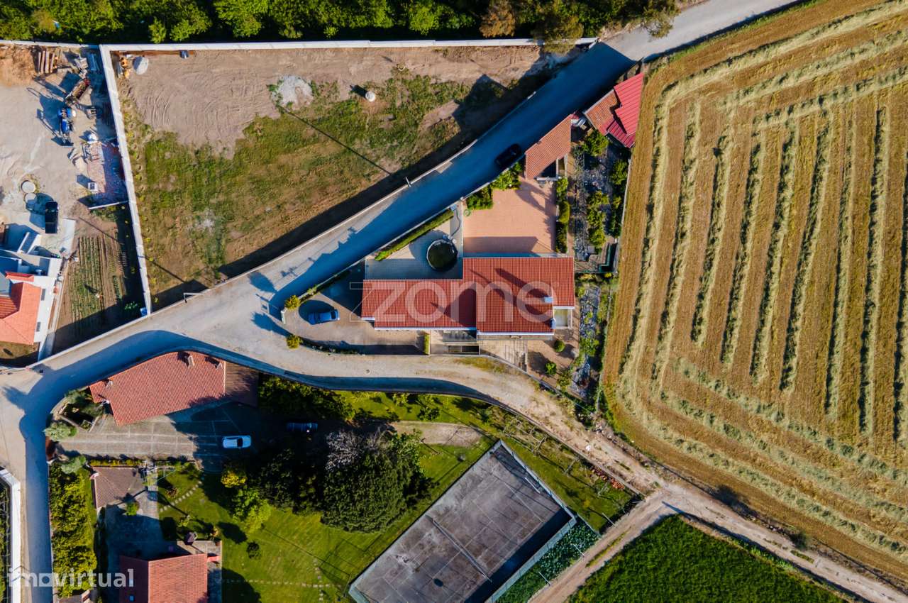 Moradia Individual T5 em Outeiro Maior, Vila do Conde - Grande imagem: 2/60