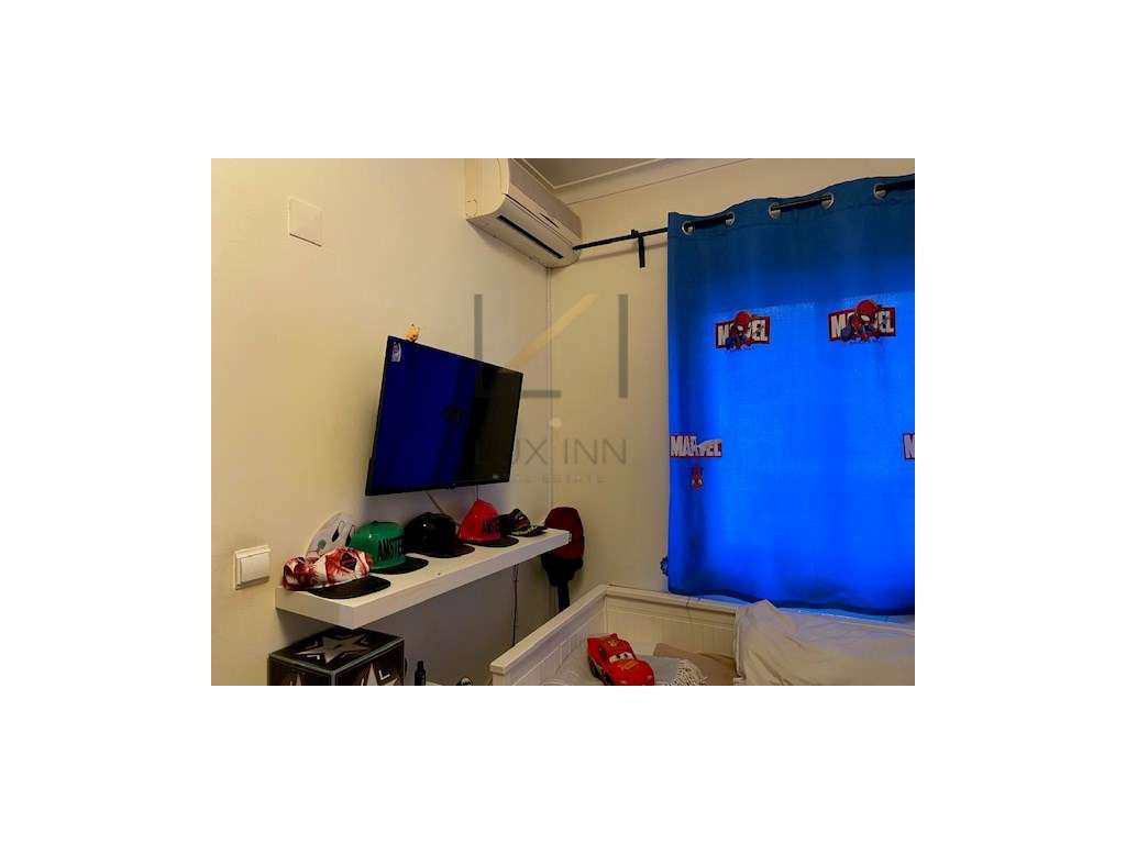 Moradia T3+1 em Vila Nogueira de Azeitão-38