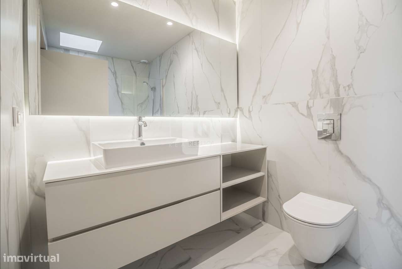 T3 com varanda e lugares de garagem nos Jardins D`Arrábida, VNGaia-10