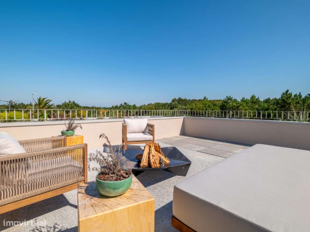 Moradia de extraordinária qualidade junto à lagoa, golfe e praia-38