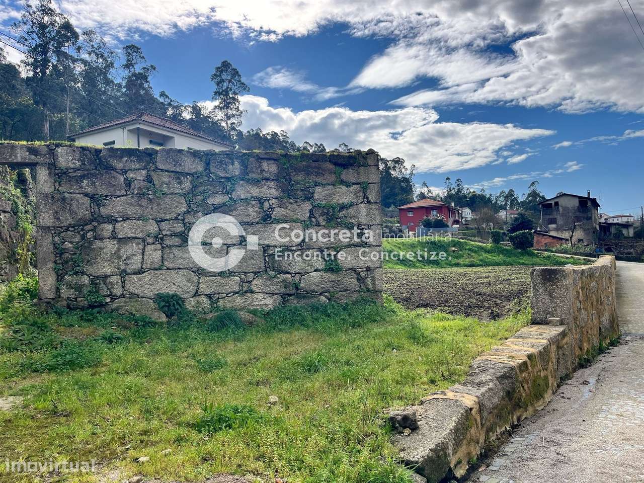 Ruína em pedra com terreno em Cossourado, Barcelos-15