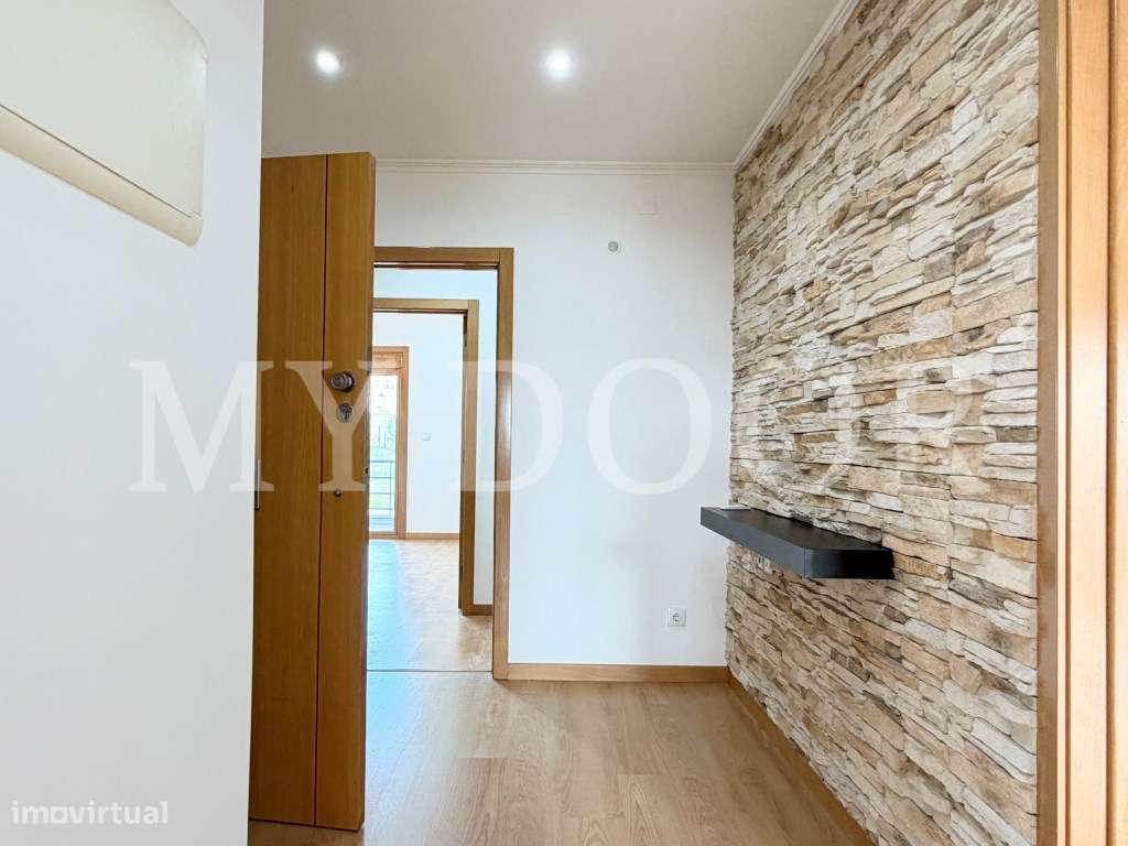 Apartamento T3 - Urb. Colinas do Cruzeiro - Excelente oportunidade-17