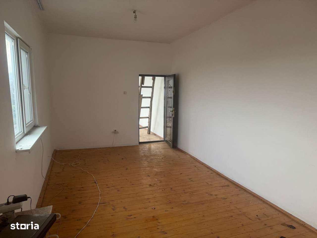 Tomesti - Osoi, vila , spatiu la parter , 2400mp teren, iaz , credit-13