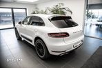 Porsche Macan Turbo - 23