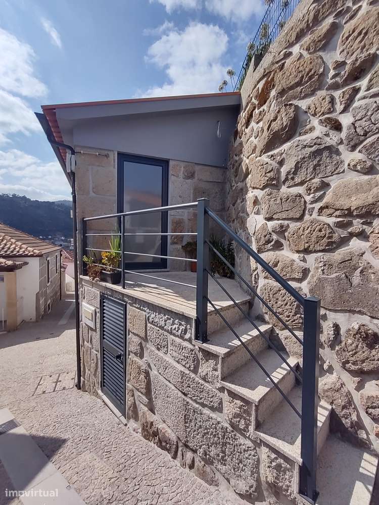 Casa tipo T1 ,no centro histórico de Caldas de Aregos/Rio Douro - Grande imagem: 5/22