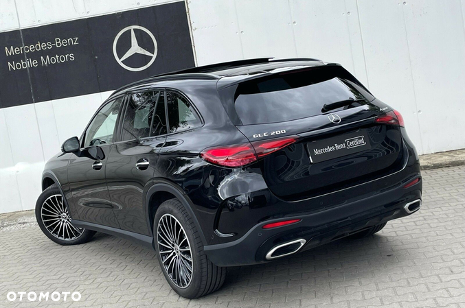 Mercedes-Benz GLC 200 4-Matic AMG Line - 4