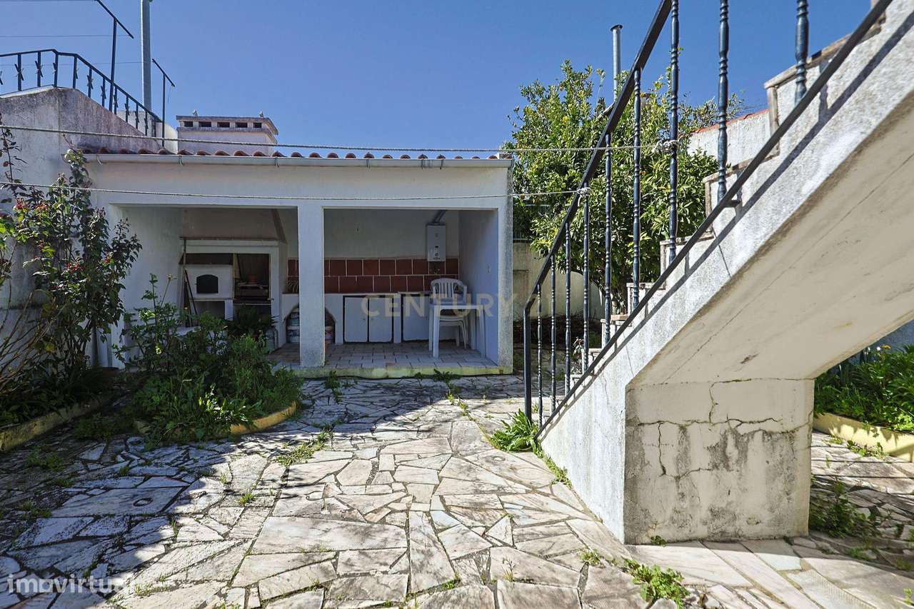 Moradia T3 com espaço exterior em Évora - Grande imagem: 2/30