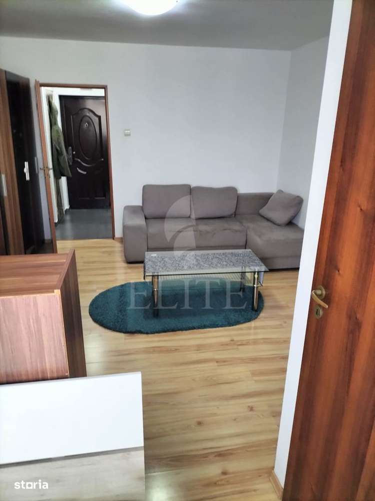 Garsoniera în zona COMPLEX  MERCUR - Imagine principală: 1/7