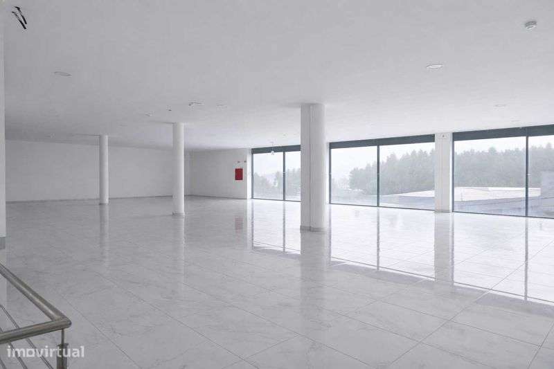 Espaço Comercial Para Aluguer - Grande imagem: 4/8