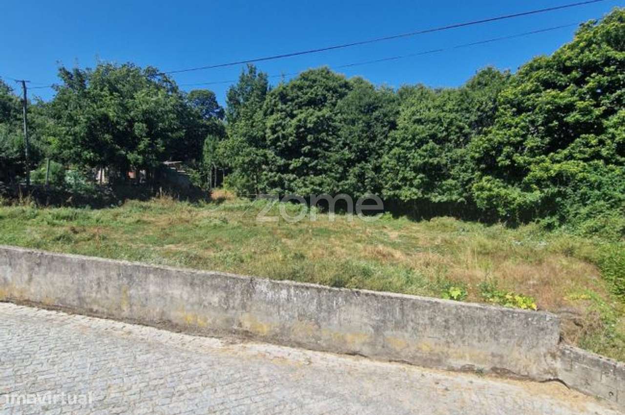 Terreno rústico com 600 m² de área - Grande imagem: 2/5