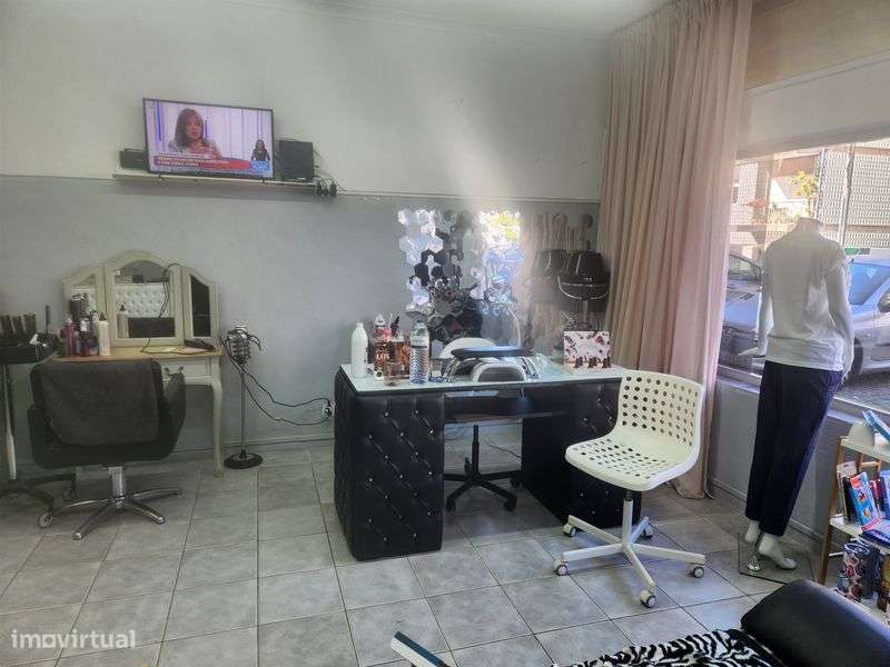 Salao cabeleireiro - Grande imagem: 4/10