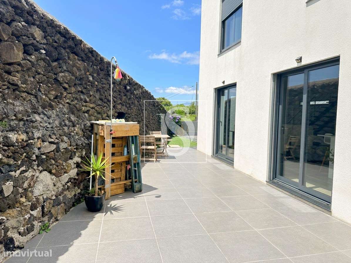 Moradia Isolada T3 Venda em Fenais da Luz,Ponta Delgada-19