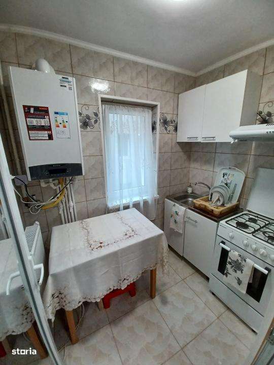 INTRETINUT! Ap 2 camere, ETAJ 3, zona Apollo - Imagine principală: 5/6