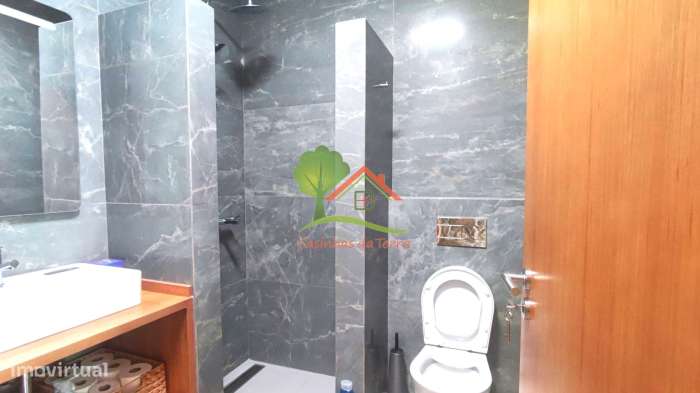 Terreno rústico com vista de mar e casa-25