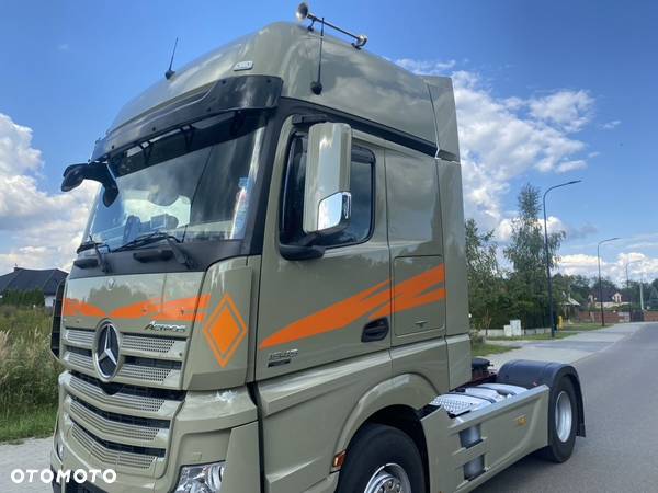 Mercedes-Benz ACTROS 1845 / GIGASPACE / FULL SPOJLER / 2x ZBIORNIKI - 5