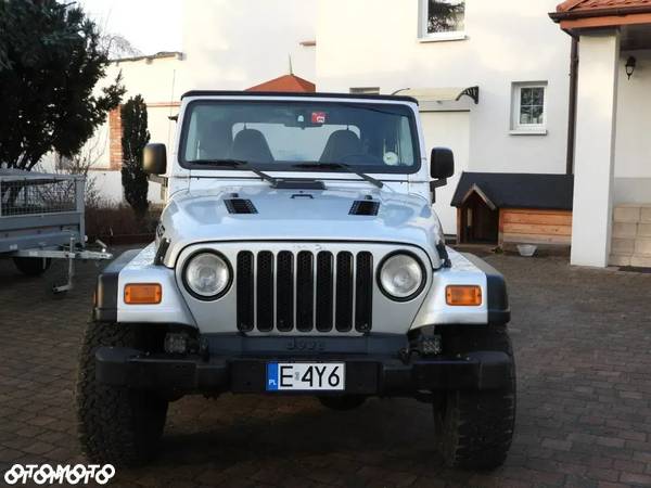 Jeep Wrangler 4.0 Sport - 1