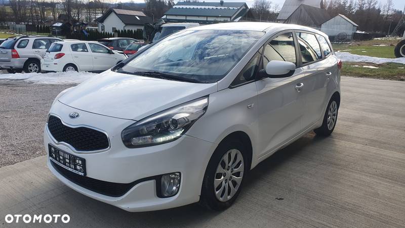 Kia Carens 1.7 CRDi 115 Dream Team Edition - 6