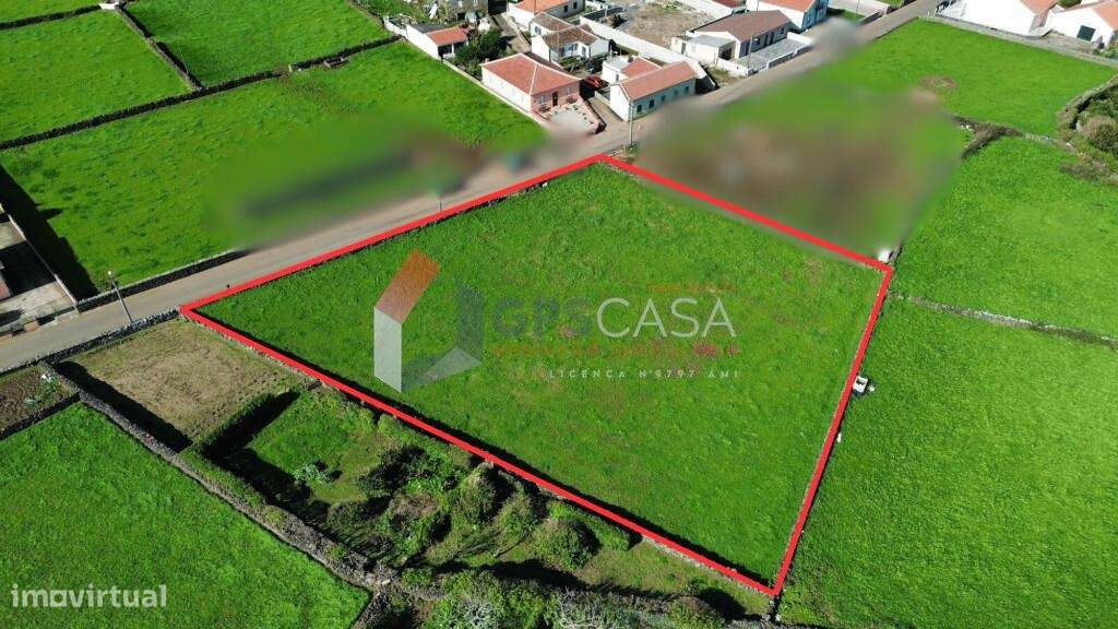 Terreno com Potencial para 3 Lotes no Centro de São Brás-9