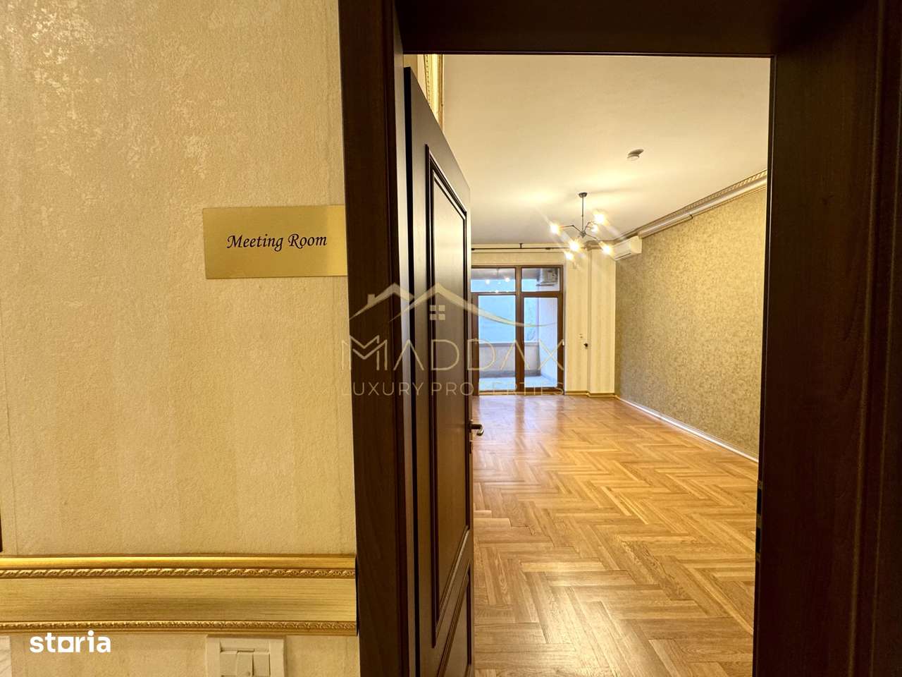 Vila cu 13 camere *460mpu* + garaj // Dorobanți-6