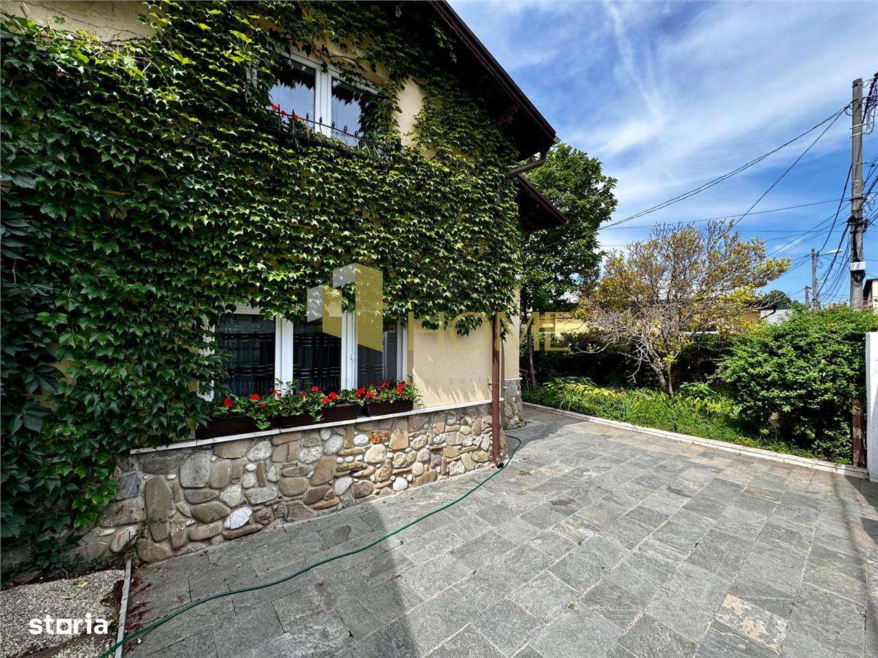 Vanzare casa 6 camere, in Ploiesti, zona centrala - Imagine principală: 2/20