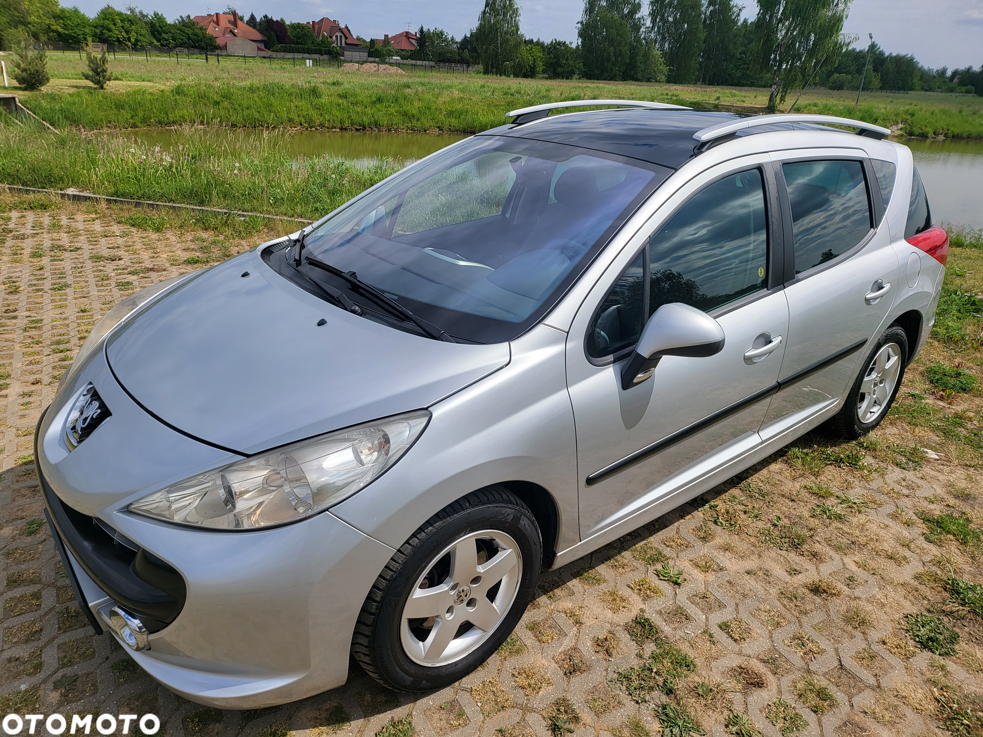 Peugeot 207 1.4 16V Trendy - 21