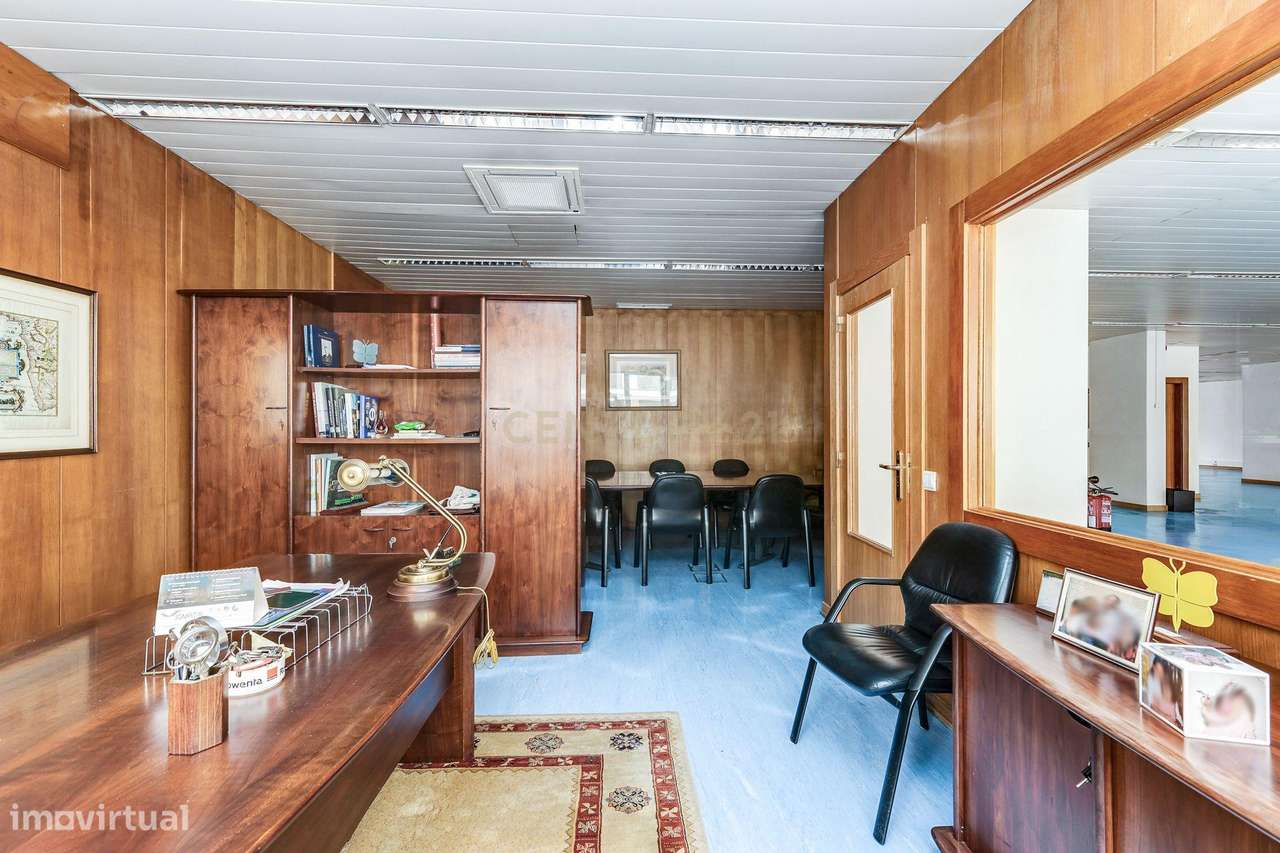 Escritório de 211 m² a 2 Minutos do Metro das Laranjeiras - Grande imagem: 5/17