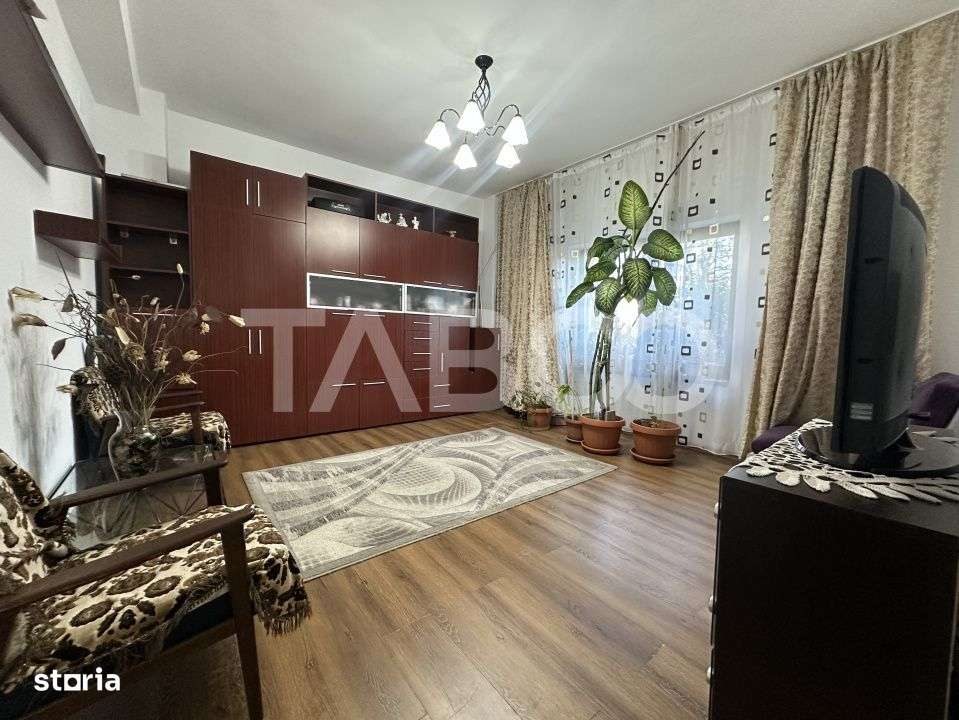 De vanzare apartament cu 2 camere decomandate la vila in Grigorescu - Imagine principală: 2/7