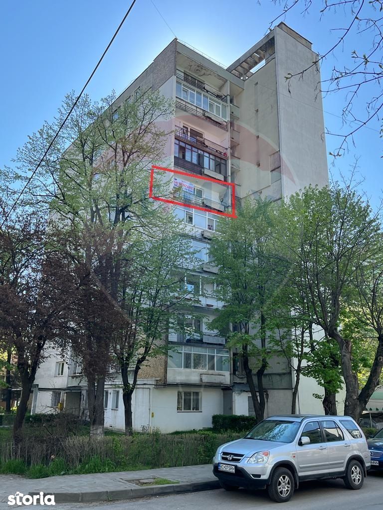 Apartament 3 camere decomandate de vânzare, Cornișa