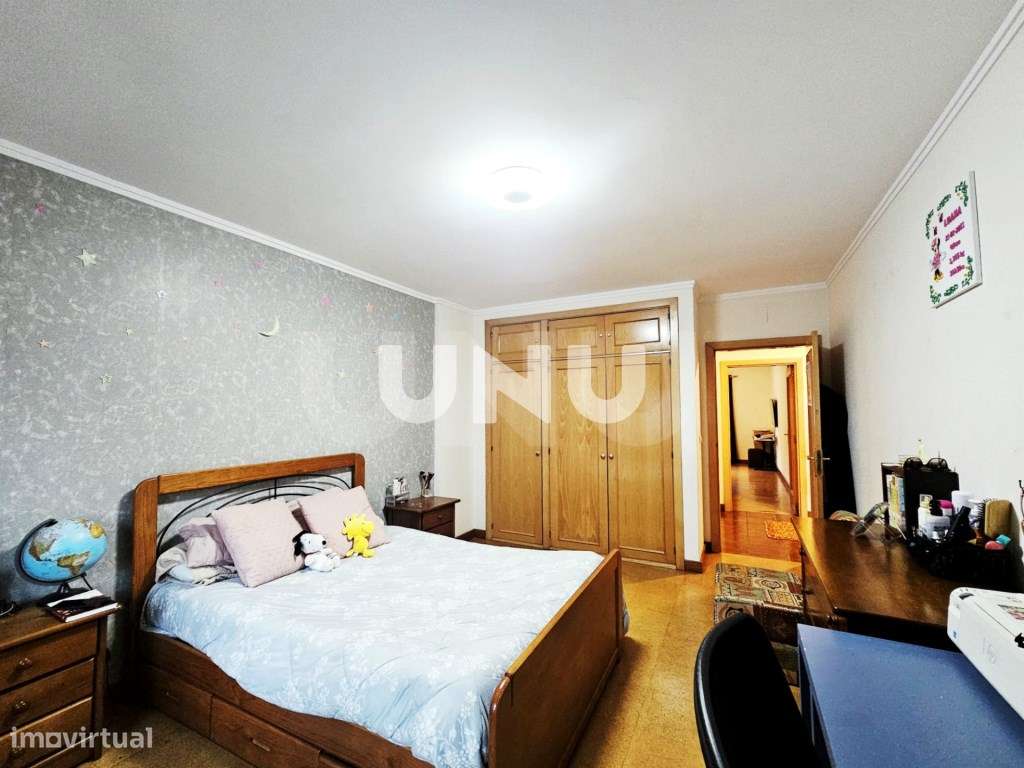 Apartamento T3 - Envolvente de Serviços-17