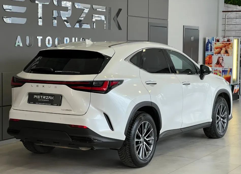 Lexus Nx Lexus NX350h 2,5 Hybrid 243 KM Prestige Salon Polska FV23%