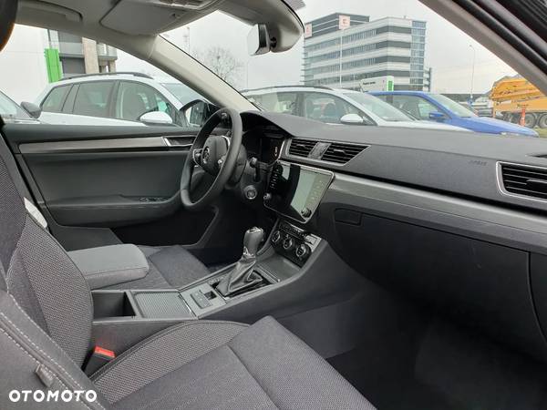 Skoda Superb 1.4 TSI Plug-In Hybrid Style DSG - 11