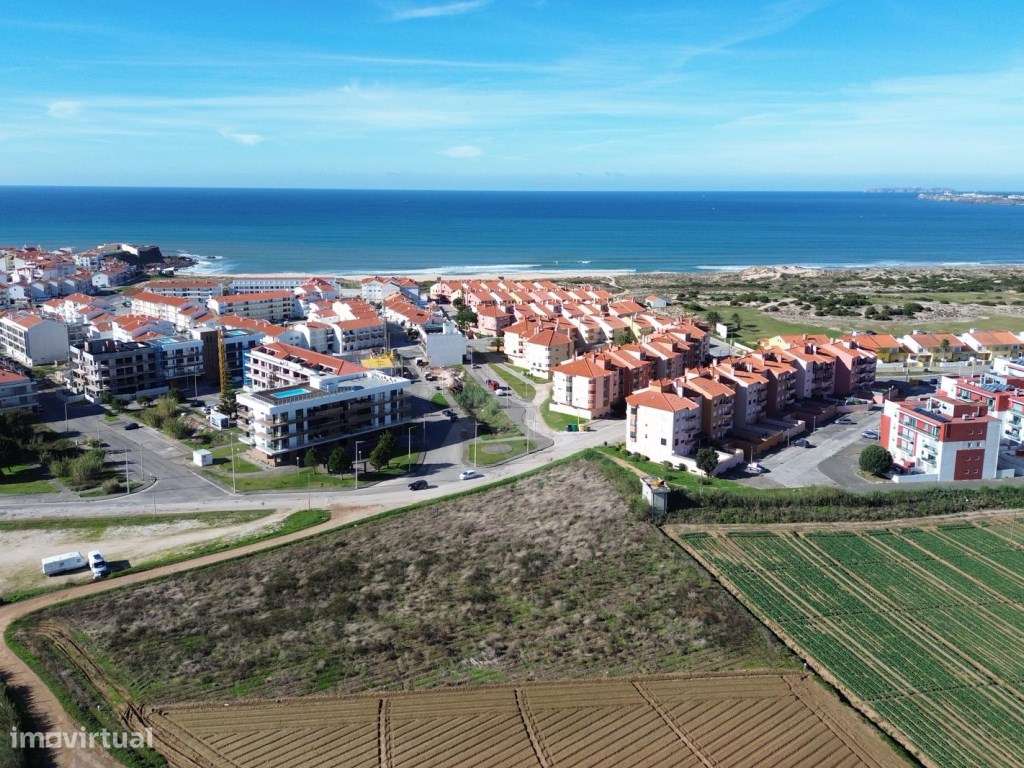 Apartamento T2 com Rooftop, junto à Praia da Consolação-18