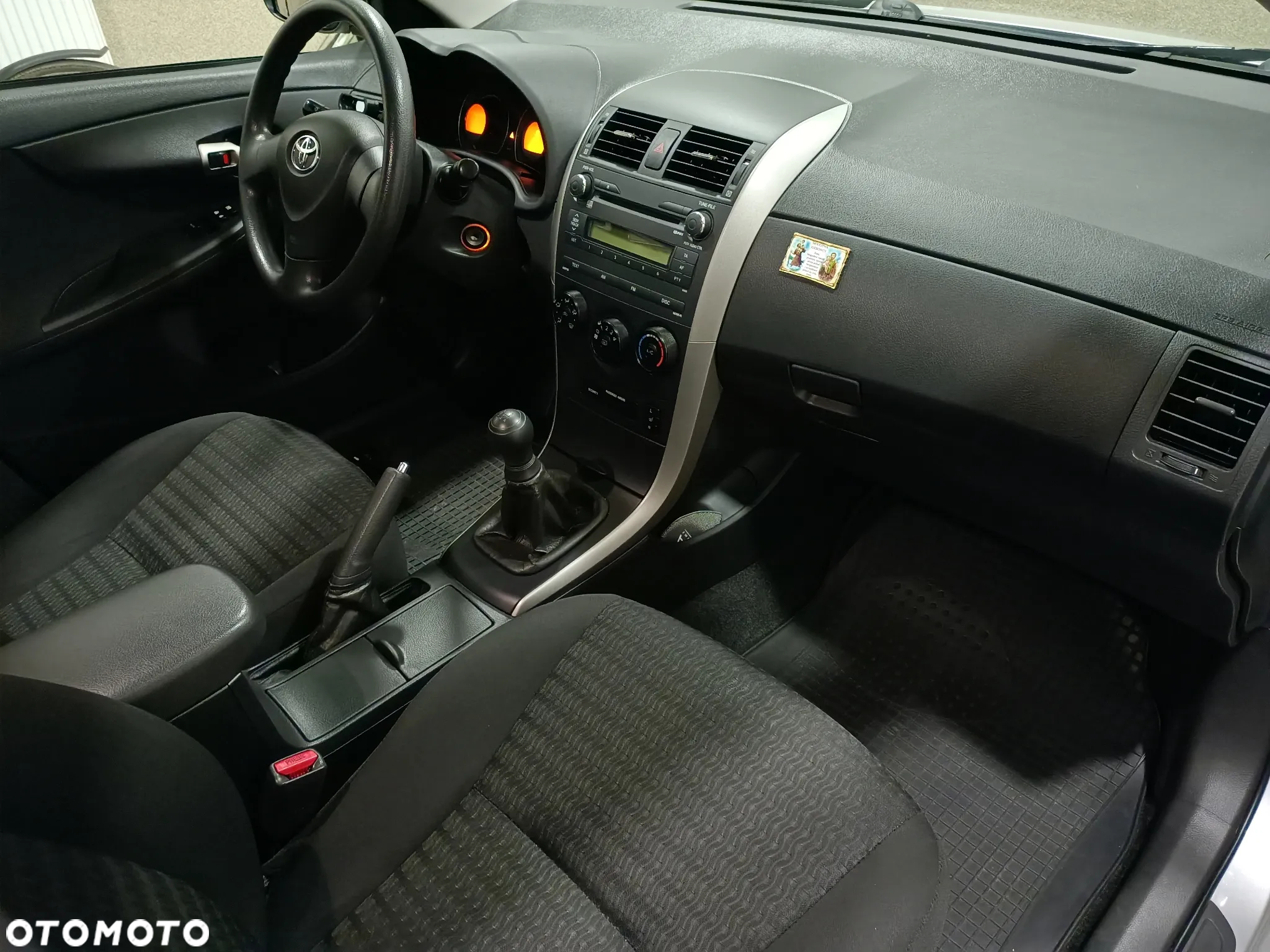 Toyota Corolla 1.4 VVT-i Terra - 8