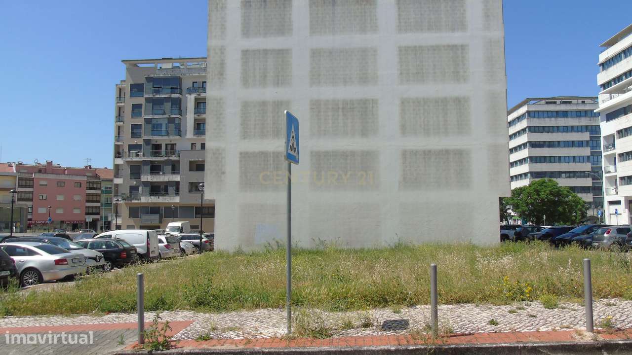 LOTE PARA CONSTRUÇÃO | 10 APARTAMENTOS,  VILLA PARK – AMADORA-1