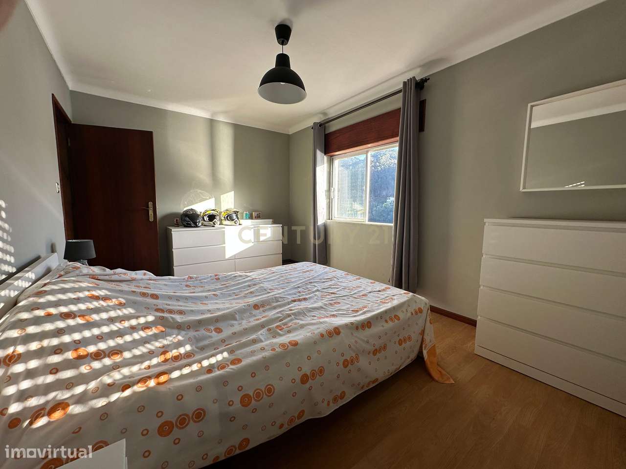 Propriedade única no geres , duas casas com acesso ao rio (No rio Cald-38