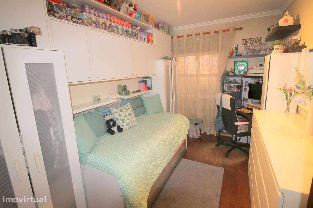 Apartamento T2 Central nas Mercês-10