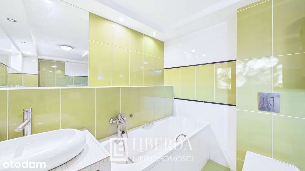 Dom z dużym ogrodem, Dąbrowica, ul. Kresowa-9