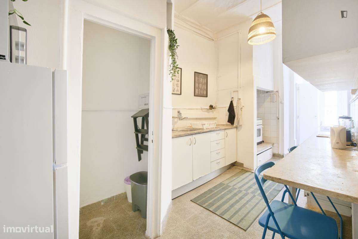 Quarto - localizado em Saldanha Lisbon - Grande imagem: 4/46