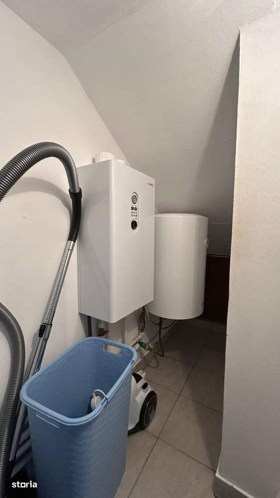 Casa in Tara Fagarasului - Halmeag-16