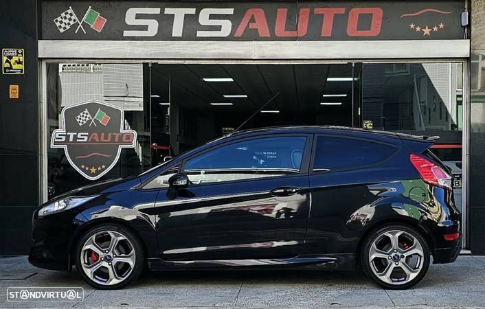 Ford Fiesta 1.6 T ST - 16