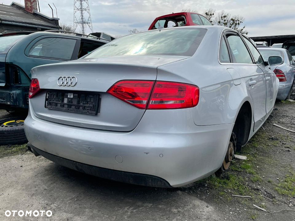 Audi A4 B8 8K2 2,0 TDI Silnik CAGA Skrzynia LLN Kolor LX7W - 1