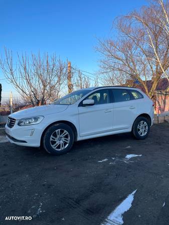 Volvo XC 60 D3 Geartronic Summum - 9